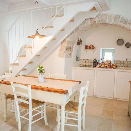 Trullo Essenza-Trulli Anti Charme & Relax Acomodação com café da manhã Alberobello Exterior foto