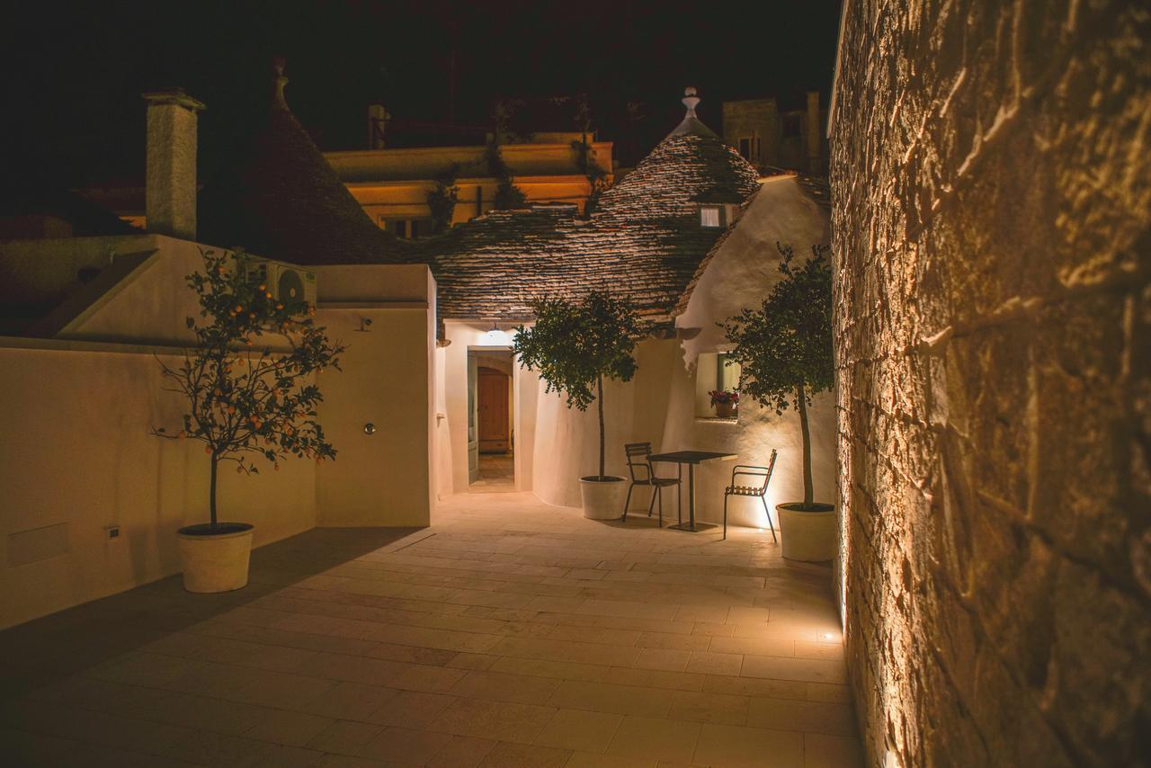 Trullo Essenza-Trulli Anti Charme & Relax Acomodação com café da manhã Alberobello Exterior foto